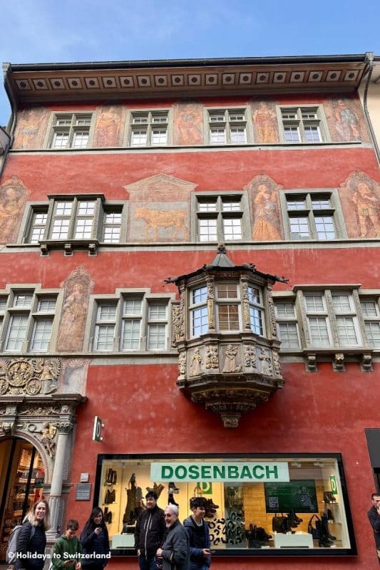 Red building in Schaffhausen with oriel window