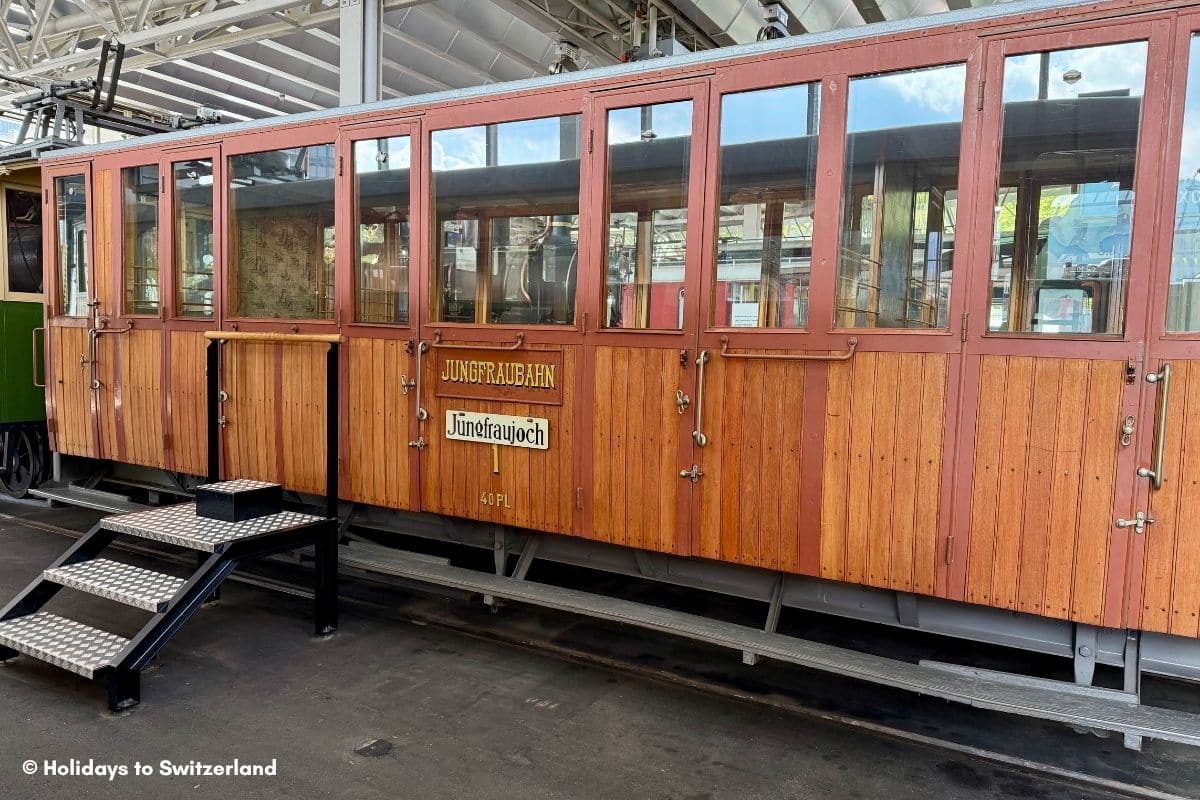 Old Jungfraujoch rail car